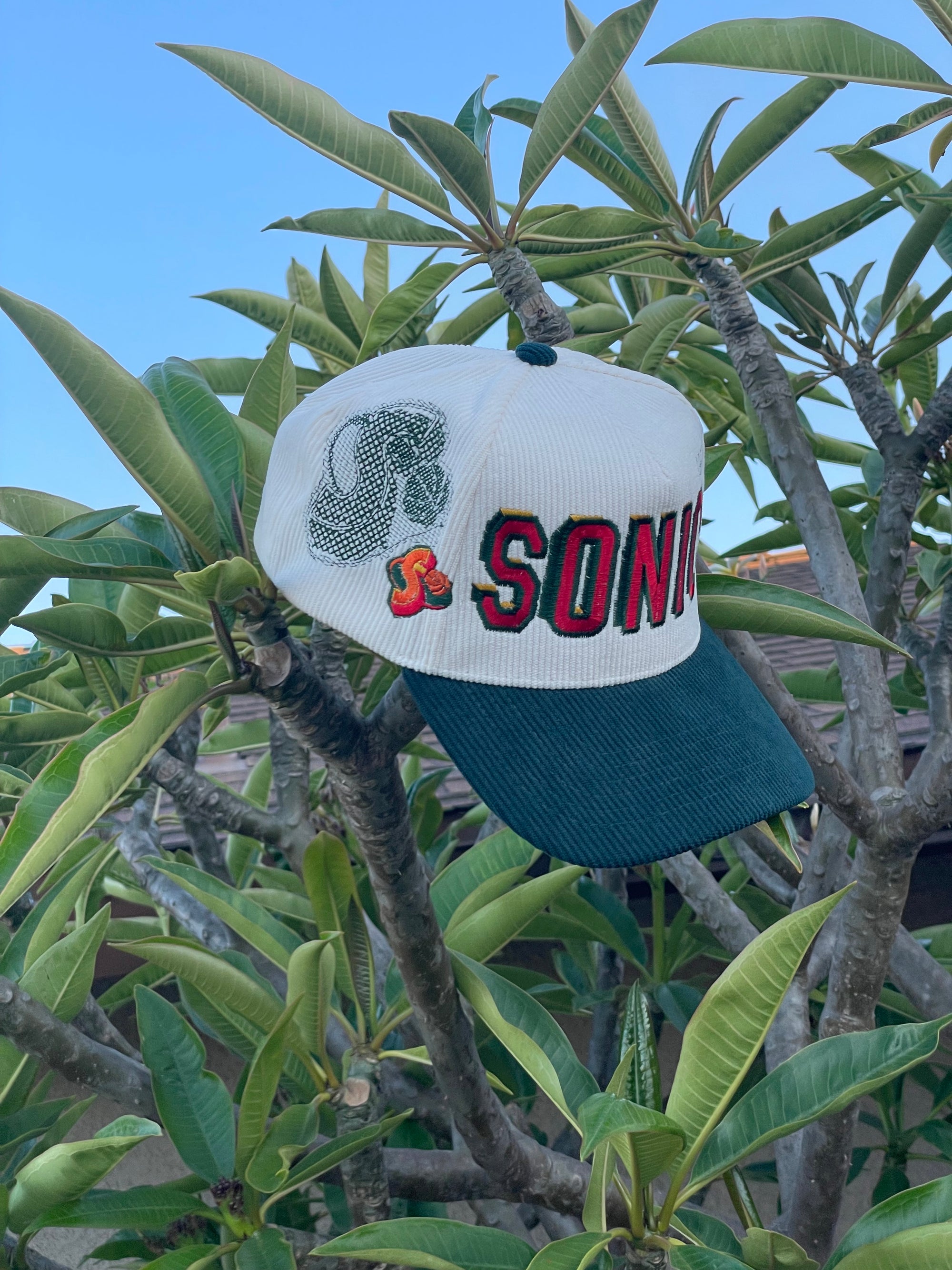 Vintage Corduroy SuperSonics Snapback